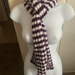 2 for 1 scarves one purple&white/blue&white